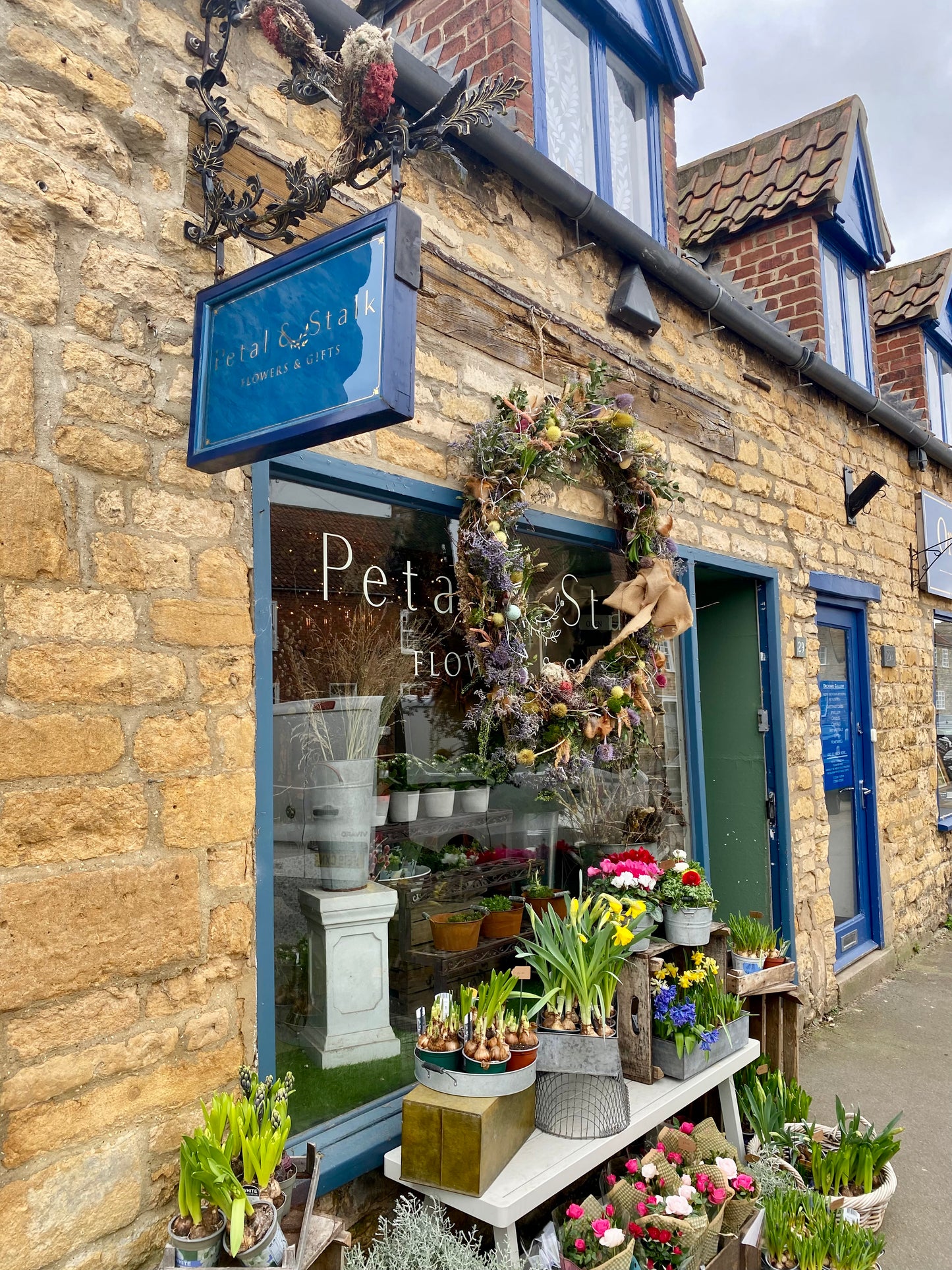 Clay & Bloom: Wall Pocket Vase Workshop | Thursday 7th May