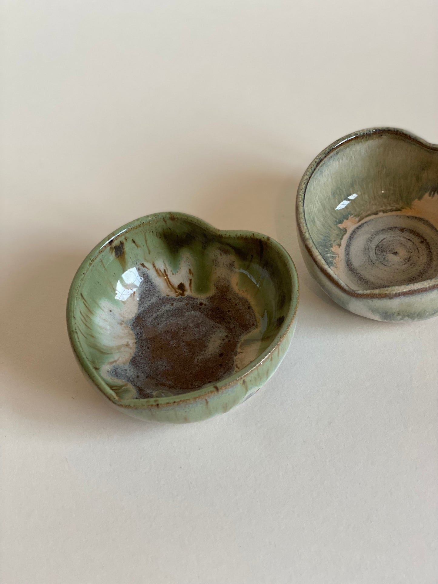 Heart Trinket - Moss & Sand