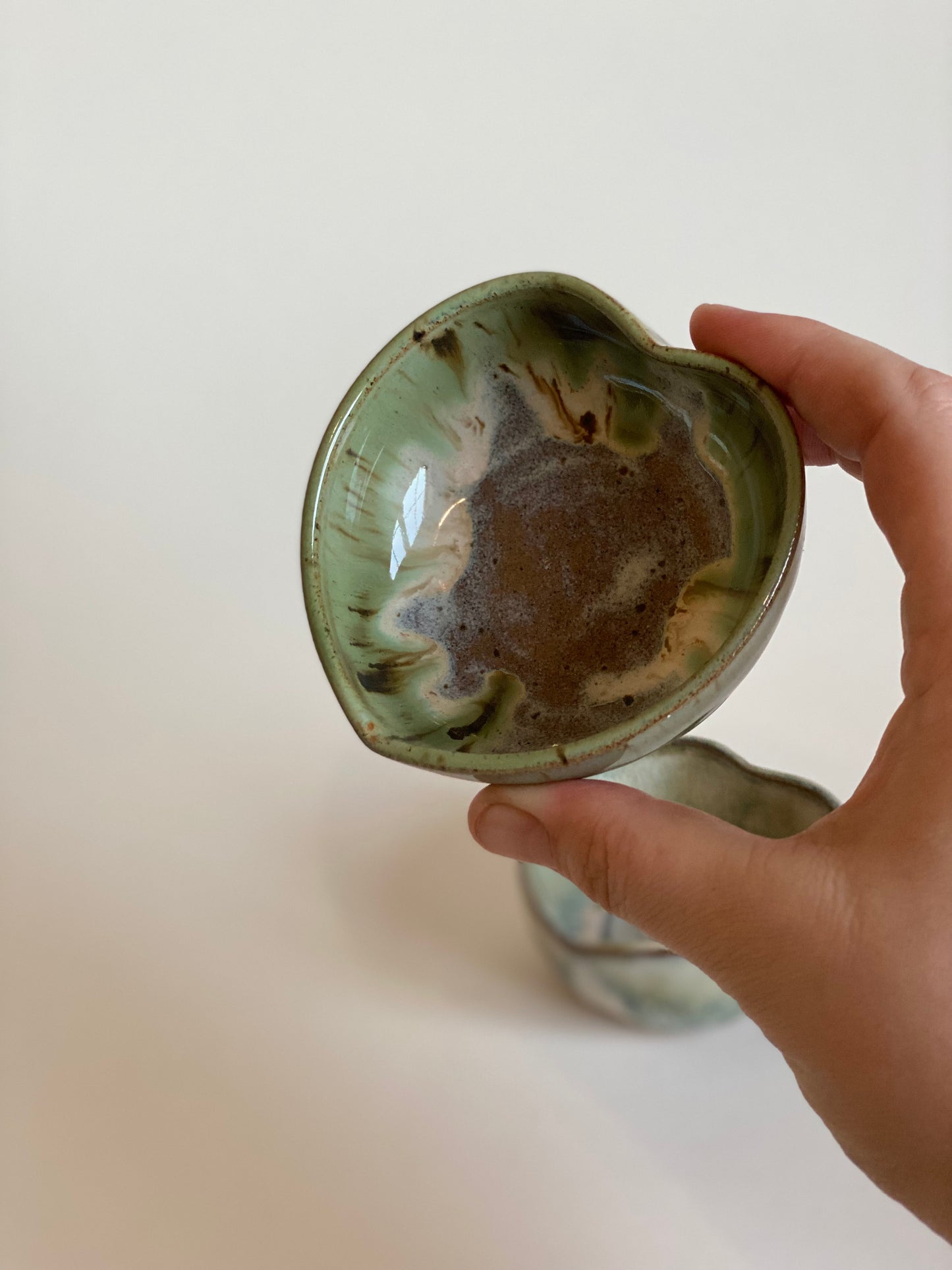 Heart Trinket - Moss & Sand