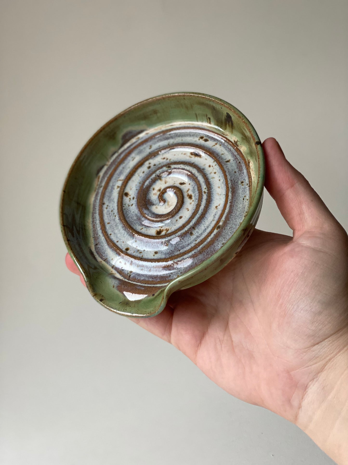 Spoon Rest - Moss & Sand