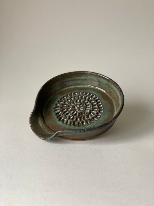 Garlic Grater - Blue Ember