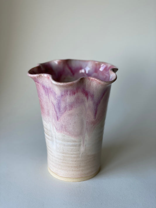 Large Frill Flower Vase - Blossom Cream