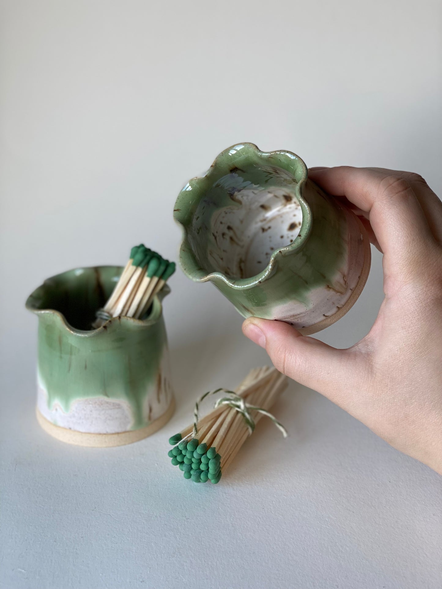 Frilly Matchstick Holder - Moss & Sand
