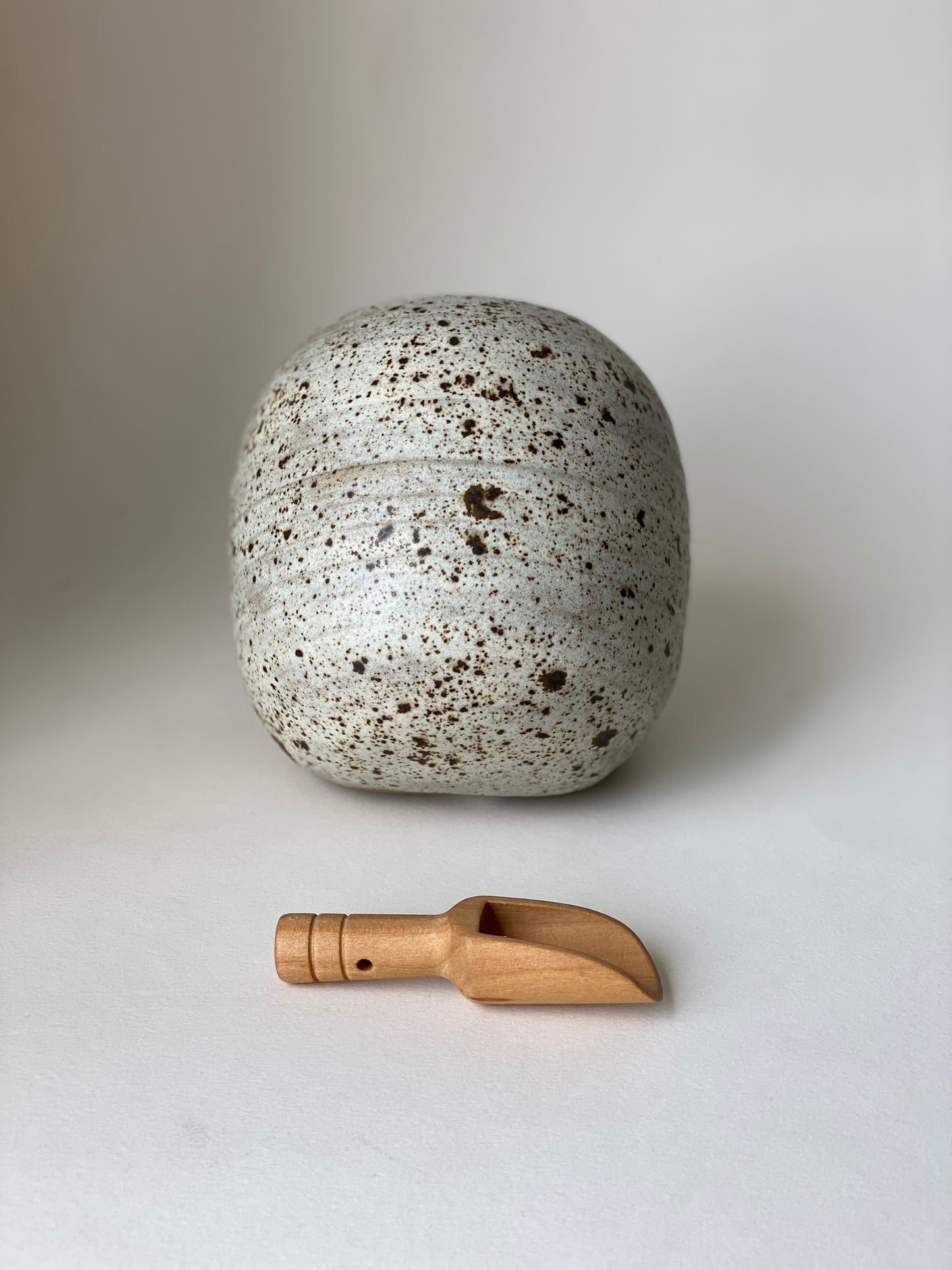 Salt Pig - Speckled Sandstone