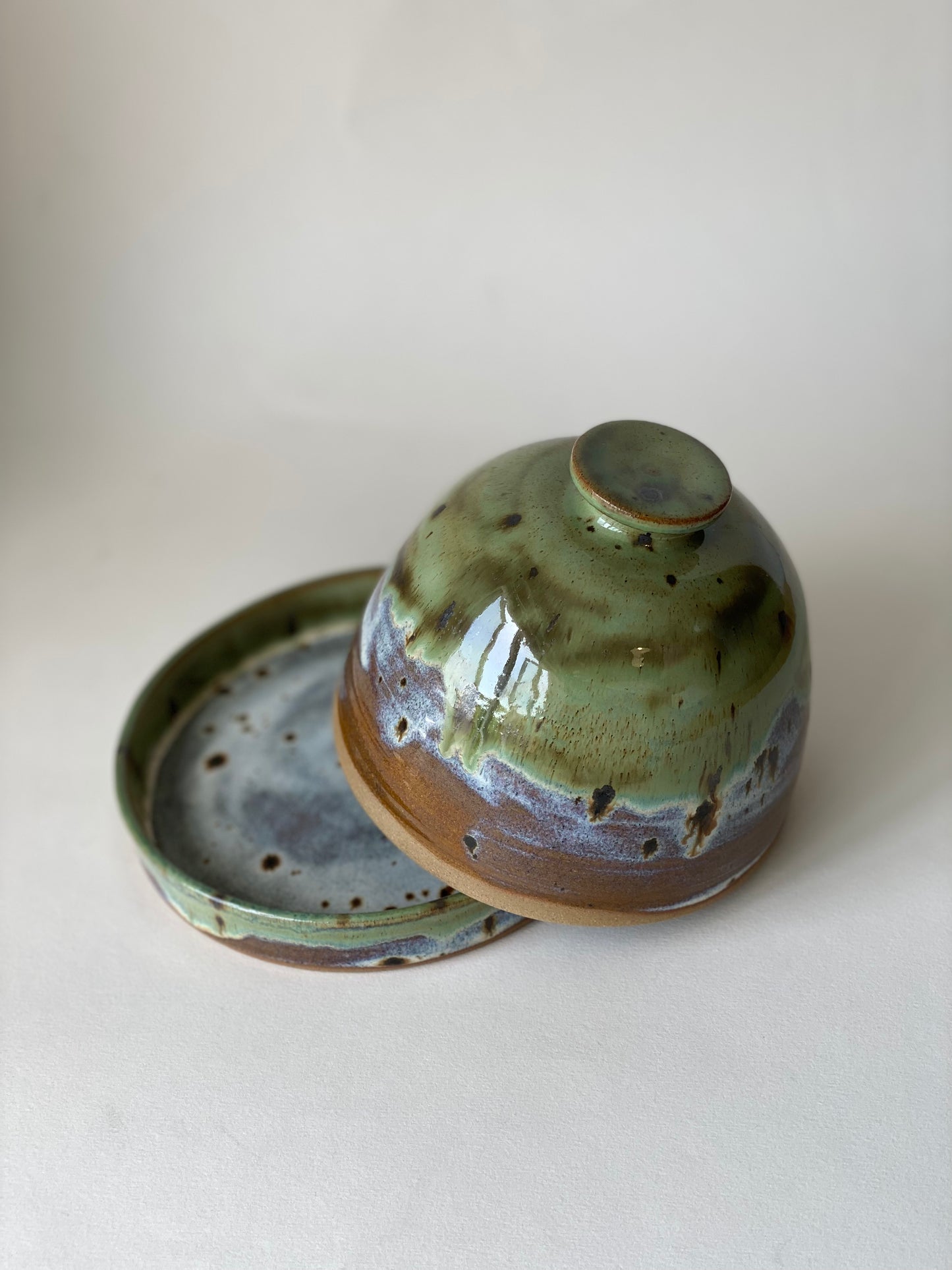 Butter Dish - Moss & Sand