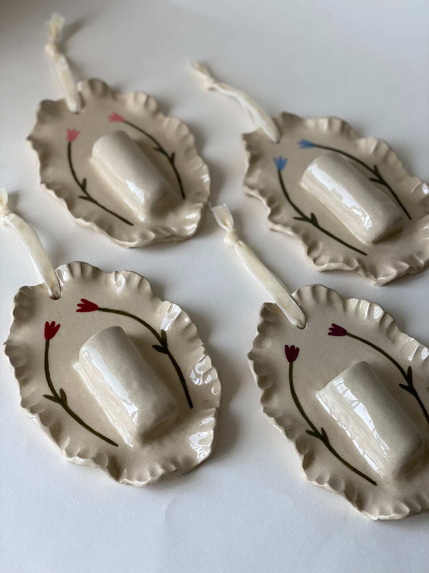 MADE TO ORDER - Frilly Wall Flower Pocket