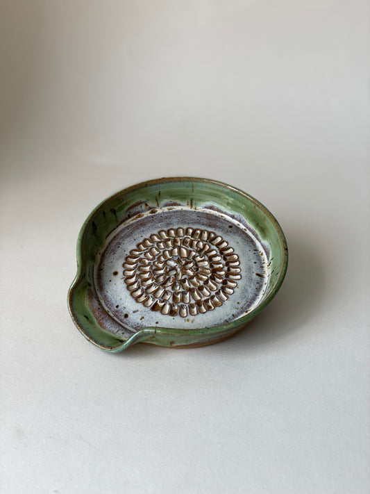 Garlic Grater - Moss & Sand