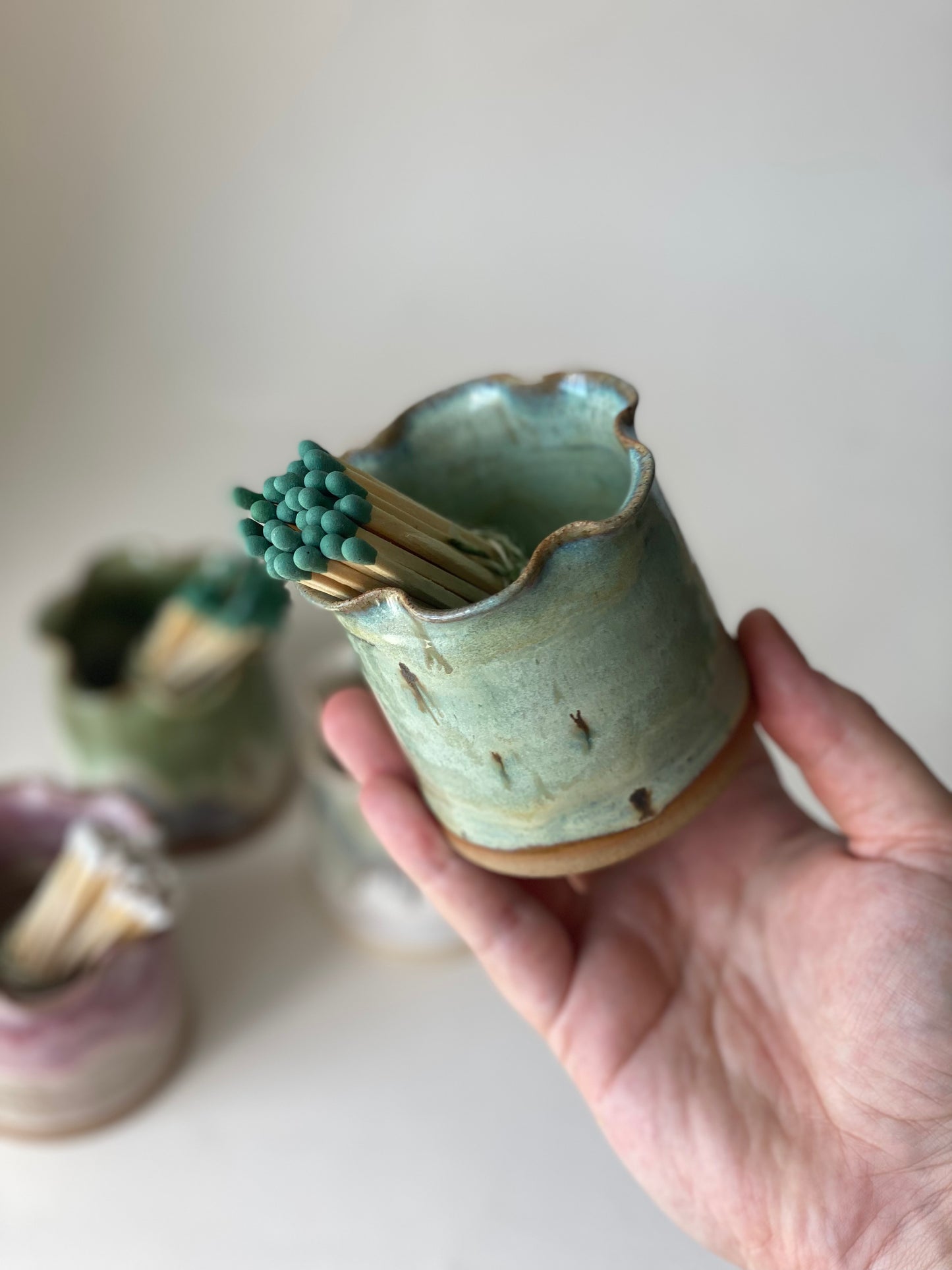 Frilly Matchstick Holder - Meadow Speckle