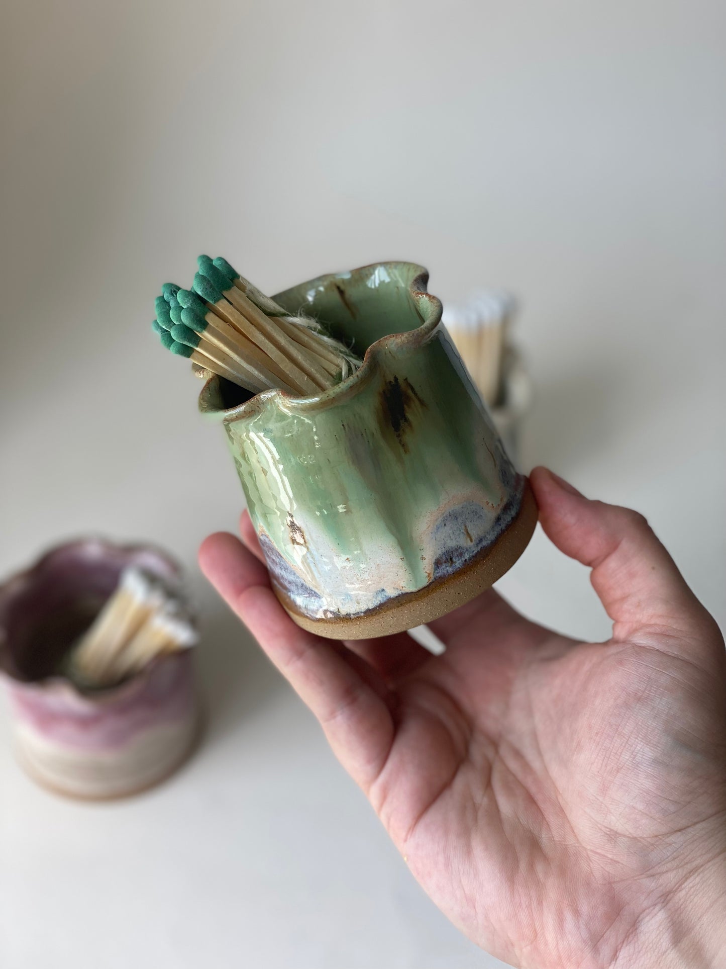 Frilly Matchstick Holder - Moss & Sand